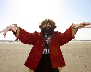 Song Premiere: Ty Segall - "Dating"