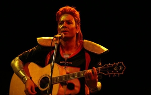 Watch the Return of Fallon's Te-Bowie