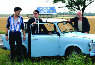 book review everything is illuminated book review everything is illuminated