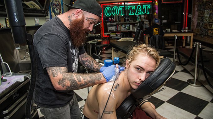A Day in the Life: Hell Yes Paste Got Tattoos with The Hunna in Cincinnati