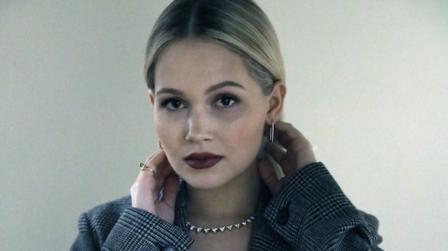 Kelli Berglund on Playing an "Amplified Version" of Herself in Starz's Wild Sex Comedy, <i>Now Apocalypse</i>