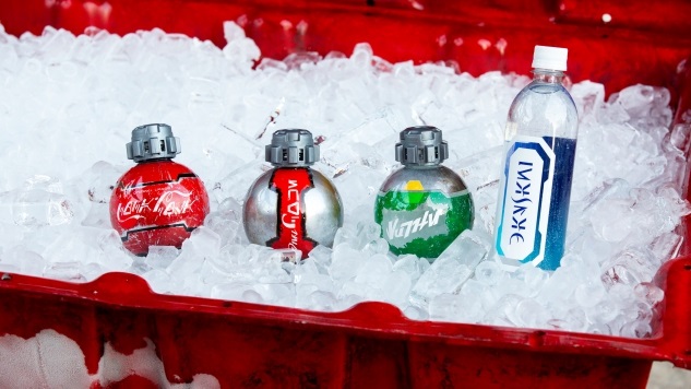 Disney and Coca-Cola Unveil Unique Star Wars: Galaxy's Edge Coke Packaging