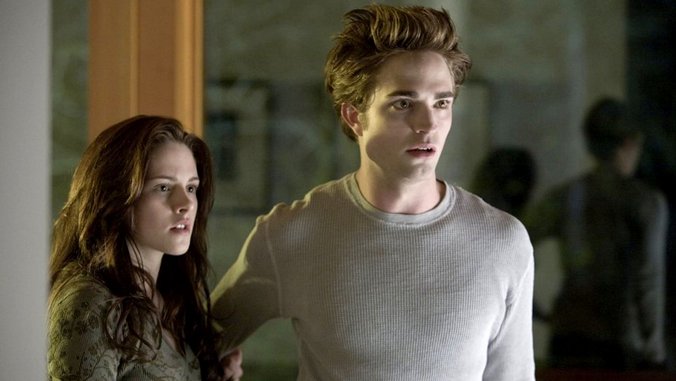 Stephanie Meyer Confirms <i>Midnight Sun</i> Release Date for August