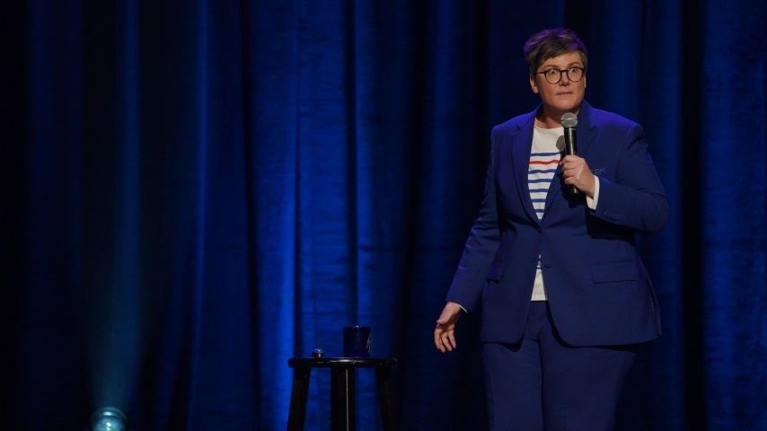 https://cdn.pastemagazine.com/www/articles/2020/05/29/hannah_gadsby_douglas_2.jpg