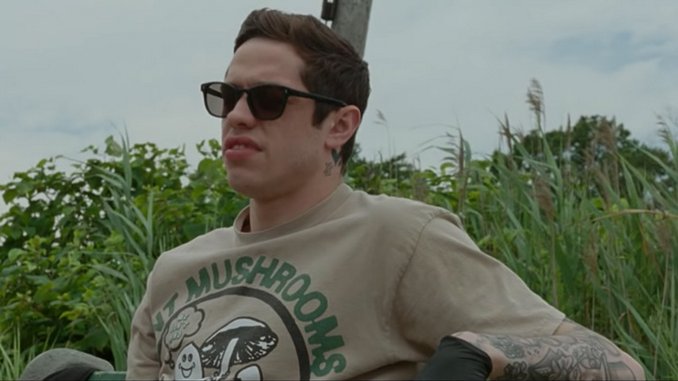 <i>The King of Staten Island</i> Is Indulgent, Unfocused and Full of Life