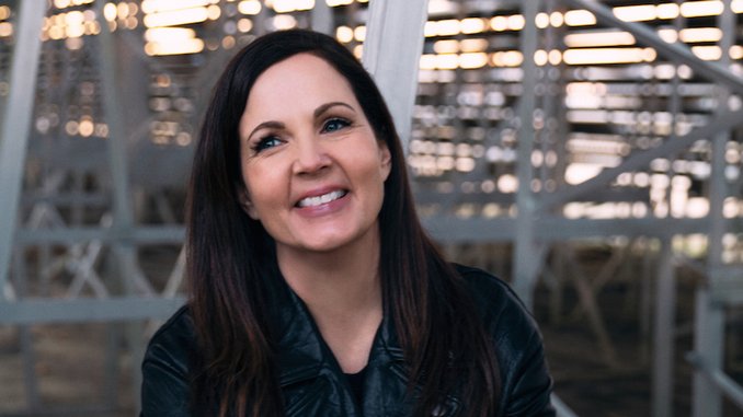 Watch The Video For Lori McKenna's New Song "Good Fight"