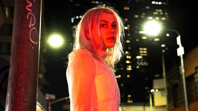 The Irresistible New Pastime of Collectively Crying to Phoebe Bridgers