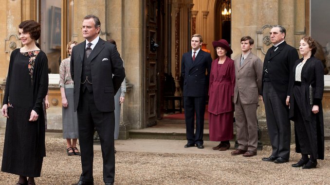 <i>Downton Abbey</i> Movie Sequel Set for Christmas 2021 with Original Cast Returning