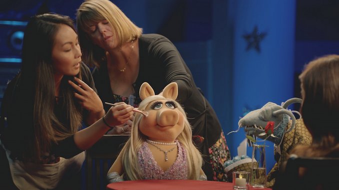 <i>Muppets Now</i>: Miss Piggy Steals the Show