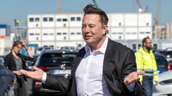 Elon Musk Hosting <i>SNL</i> Is a Bad Idea, But It Shouldn't Surprise Anybody