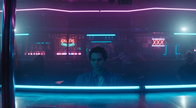 Dylan O&#8217;Brien's Solid Performance Is All That's Clear in <i>Flashback</i>'s Imposing, Imperfect Sci-Fi