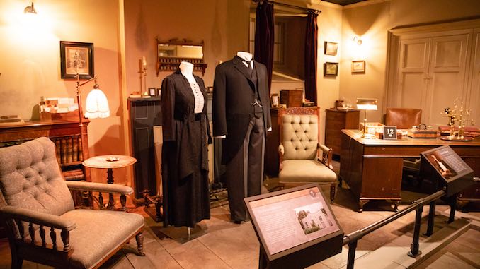 <i>Downton Abbey: The Exhibition</i> Has Arrived, and I Gawked Like a Peasant