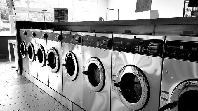 The 7 Best Games to Play in Laundromats When It&#8217;s Dad&#8217;s Custody Weekend