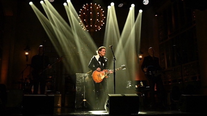 Watch Brandi Carlile Perform &#8220;Broken Horses&#8221; and &#8220;Right On Time&#8221; on <i>SNL</i>