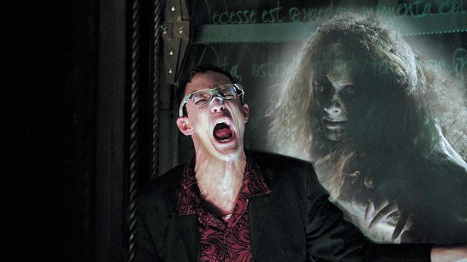 <i>Thirteen Ghosts</i> Thrives as a Trashy Early Aughts Talisman