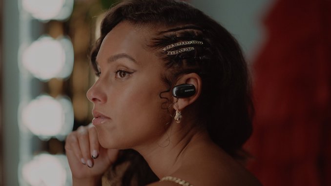 Alicia Keys Shares Short Film, <i>KEYS</i>