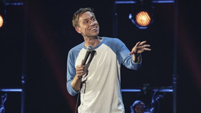 Russell Howard Discusses Bill Hicks, Branding and Baths
