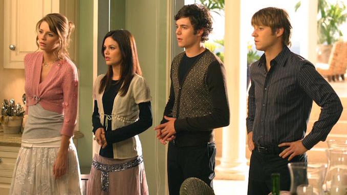 It Still Stings: <i>The O.C.</i> Is a Cautionary Tale of What Happens When a Show Can't Reinvent Itself