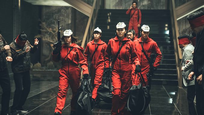 <i>Money Heist: Korea - Joint Economic Area</i> Is Overburdened by More than Just Its Title