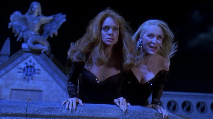 The Queer Immortality of <i>Death Becomes Her</i>