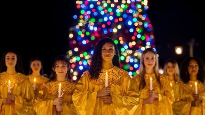 Disney World Announces the Celebrity Narrators for EPCOT's Candlelight Processional
