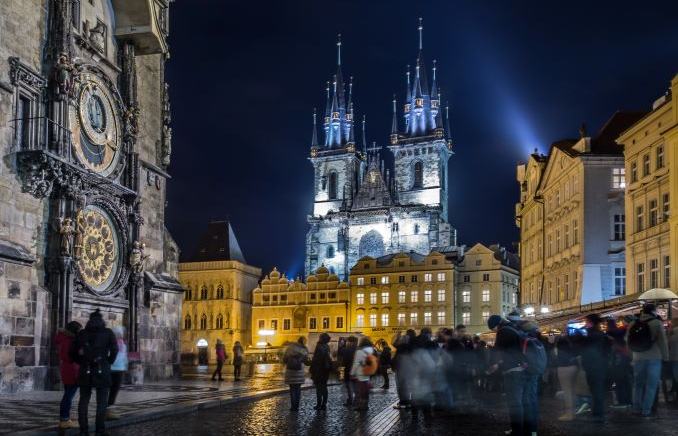 prague_unsplash.jpg