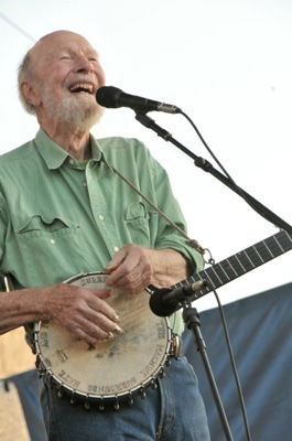 Smithsonian Folkways to Release Live Pete Seeger Concert from 1960 ...