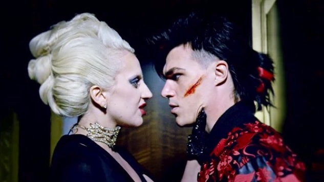<i>American Horror Story: Hotel</i> Review: &#8220;Chutes and Ladders&#8221;