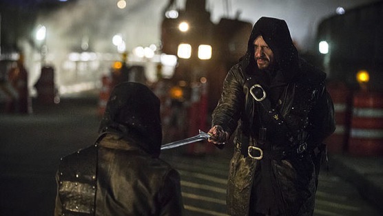 <i>Arrow</i> Review: &#8220;My Name is Oliver Queen&#8221;