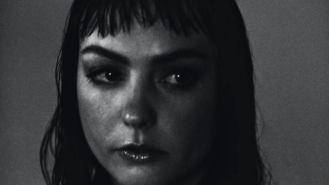 Angel Olsen Announces New Album <i>Whole New Mess</i>, Unveils Title Track