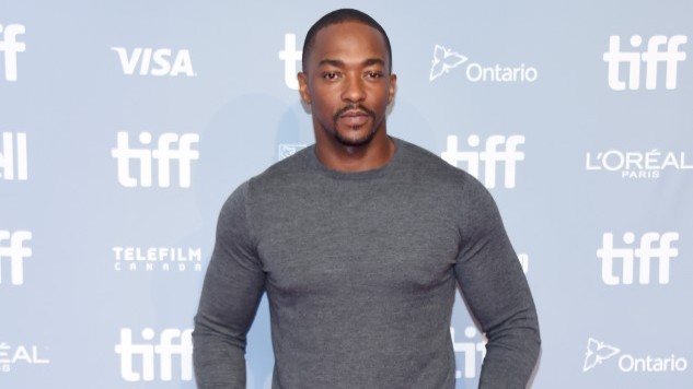 Anthony Mackie to Produce and Star in Netflix Sci-Fi Action Film <I>Outside The Wire</i>