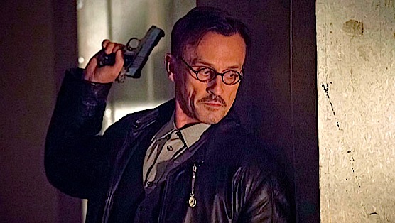 <i>Arrow</i> Review: &#8220;Time of Death&#8221; (Episode 2.14)