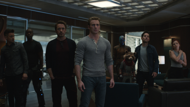 James Cameron Congratulates <i>Avengers: Endgame</i> for Toppling <i>Avatar</i> off Box Office Throne