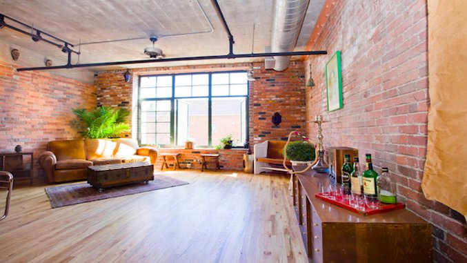 10 Dope Airbnbs in Denver