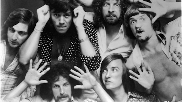 Listen to ELO Play the Ultimate Anti-Love Song on Valentine's Day 1976