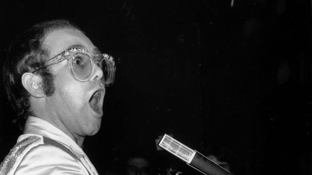 Hear Elton John Dazzle on Keys at this 1982 Concert