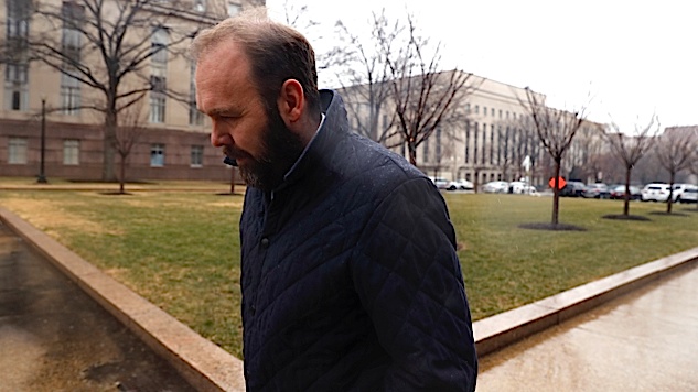 After Weeks of Uncertainty, It Looks Like Rick Gates Will Talk to Mueller, Possibly Flip on Trump