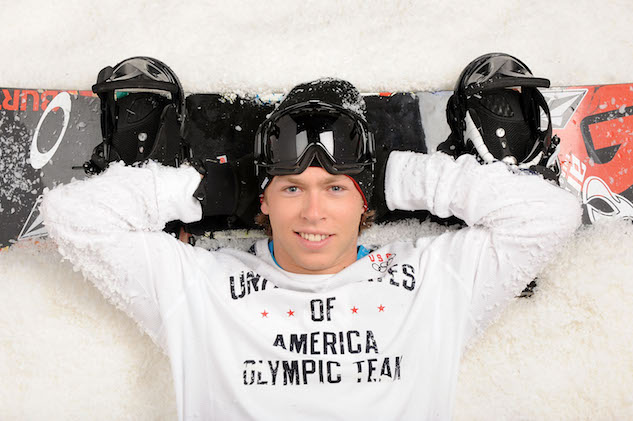 Hulpeloosheid geleidelijk Neuropathie Snowboarder Kevin Pearce on Olympic Brain Injuries and the Benefits of Yoga  - Paste Magazine