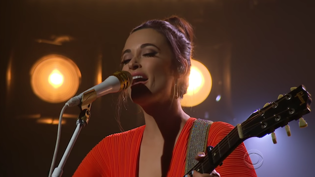 Watch Kacey Musgraves Sing "Golden Hour" on <i>The Late Late Show</i>