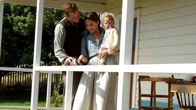 <i>The Light Between Oceans</i>