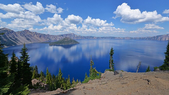 The Bucket List: 7 Spectacular U.S. Lake Getaways
