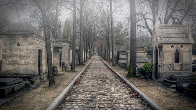 The Bucket List: 7 Famous Cemeteries