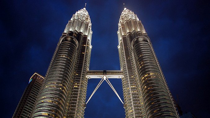 The Bucket List: Visit 7 of the World's Tallest Skyscrapers