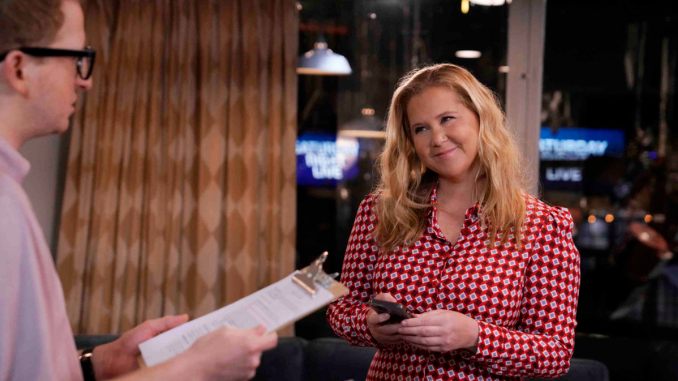 Amy Schumer Is Game for Grossness on a Middling <i>Saturday Night Live</i>