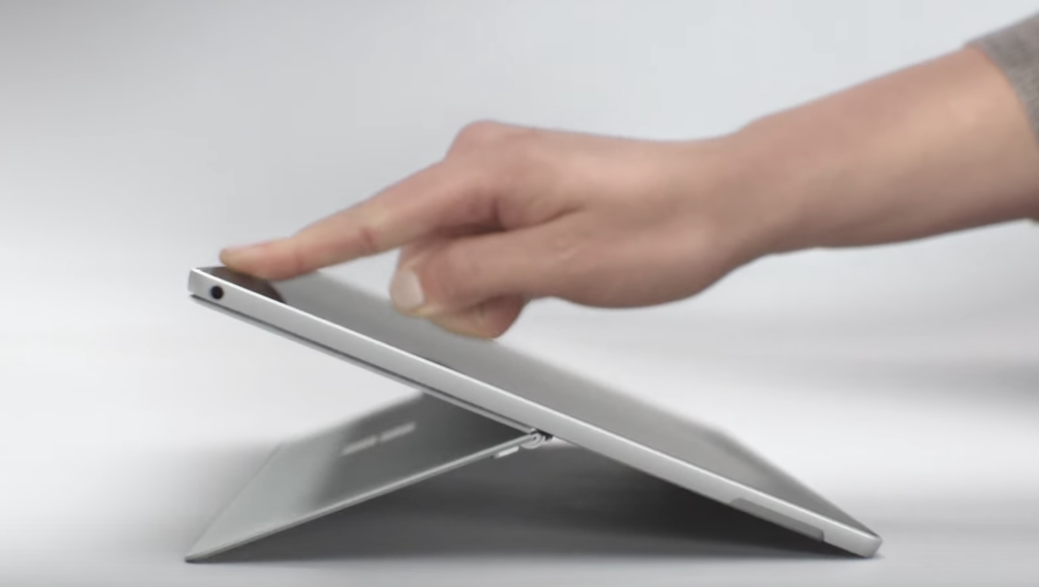 Surface Pro 4 vs. Surface Pro 5: What's different? - SurfaceTip