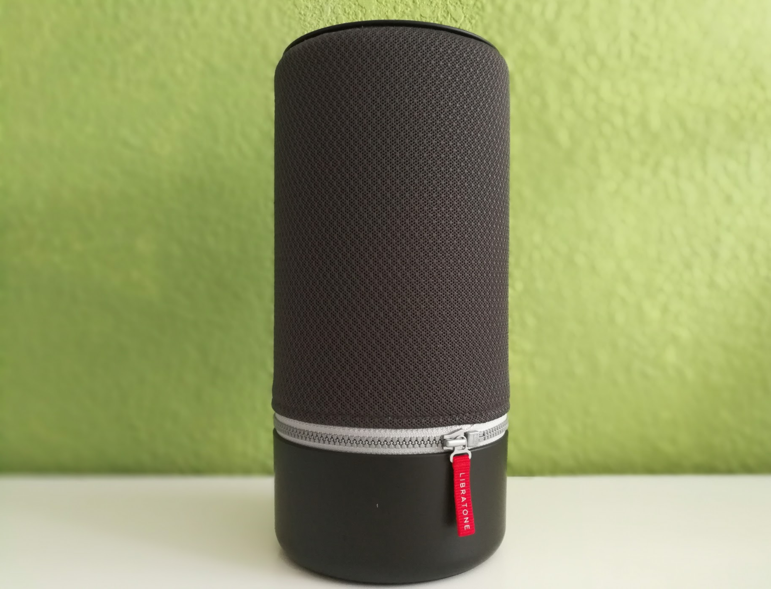 Libratone Zipp Review: High-Fidelity Bluetooth Paste