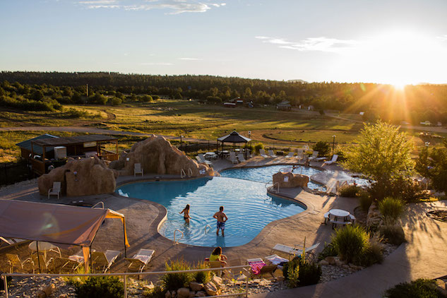 SwimmingPool-Jacuzzi-Sunset-Ponderosa.jpg