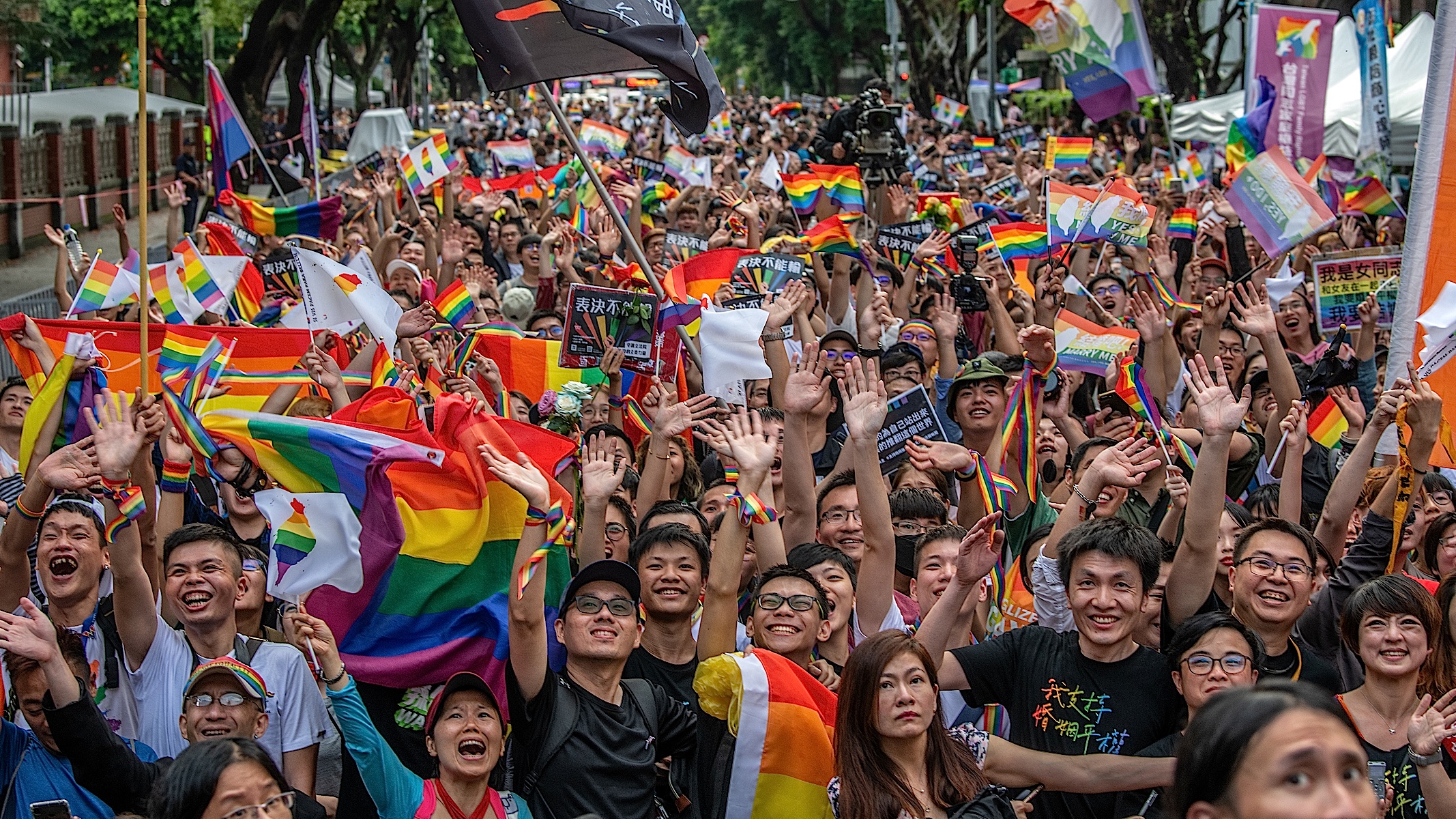 Taiwan Becomes First Asian Country To Legalize Gay Marriage Politics 