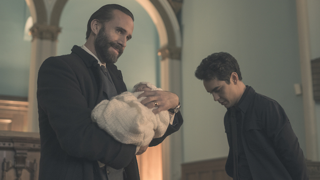 <i>The Handmaid's Tale</i> Highlights Gilead's Brittle, Pitiful Men in "Postpartum"