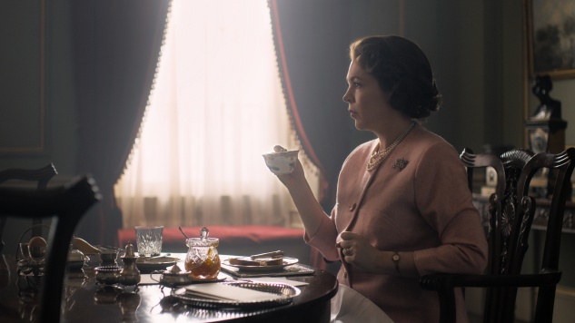 The New Queen Get a First Look at Olivia Colman as Elizabeth II on The Crown